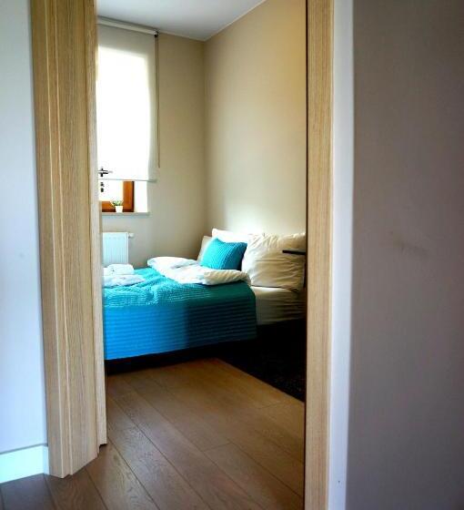 Suite with lake view, Villa Modlin Airport