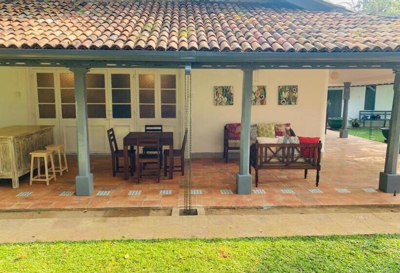 Villa 3 Makuuhuonetta, Agora Villa By Esperanza