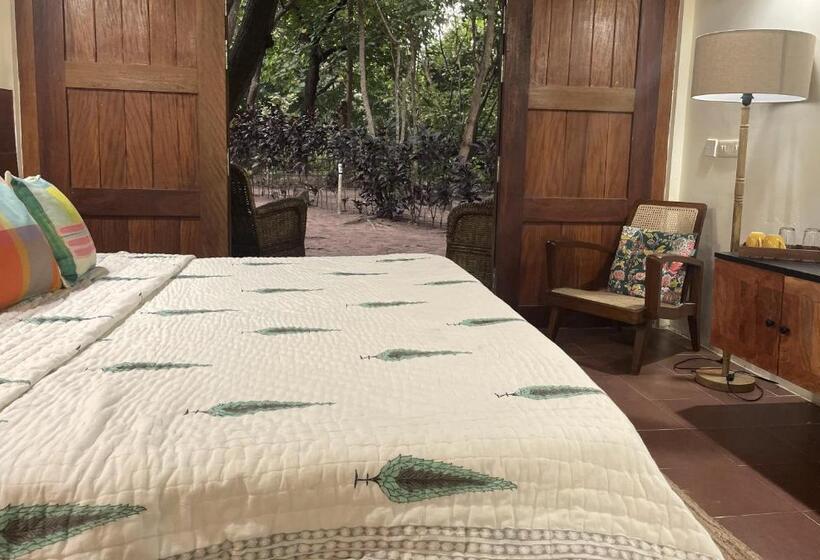 Quarto Estandar Vista Jardim, Dancing Dugong