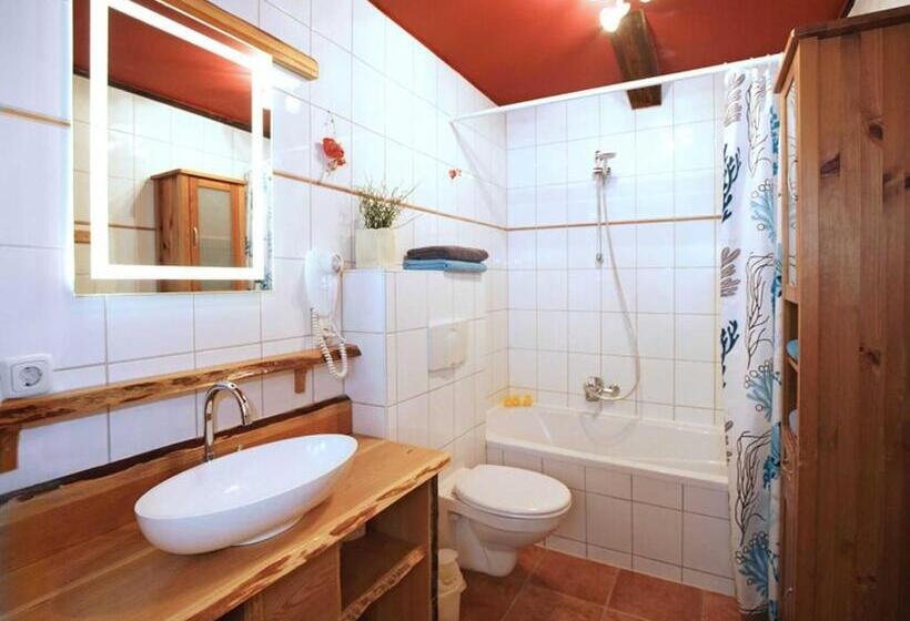 침실 2개 아파트, Ferien Am Schloss Duckwitz