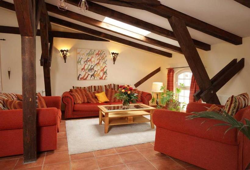 침실 1개 발코니 아파트, Ferien Am Schloss Duckwitz