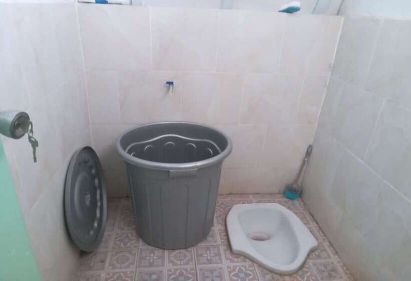 Номер Стандарт, Oyo Life 93257 Kos Anugerah