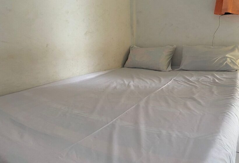 Номер Стандарт, Oyo Life 93257 Kos Anugerah