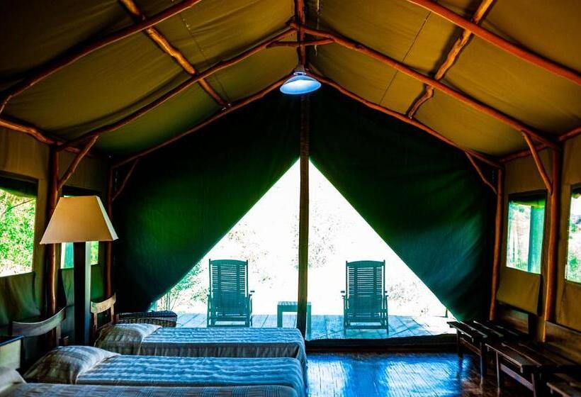 اتاق استاندارد, Satrana Lodge