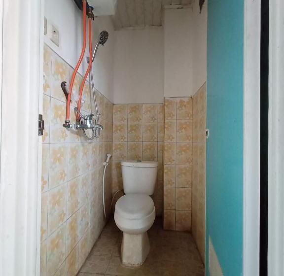 스탠다드 룸, Kost Salsabila Cisauk