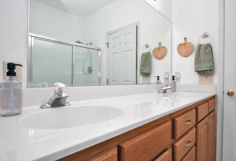 2间卧室的房子, Rehoboth Beach Condo Shopping Pool Patio Draft Ready To Publish