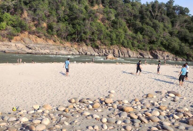 اتاق لوکس, River Beach Resort Trishuli