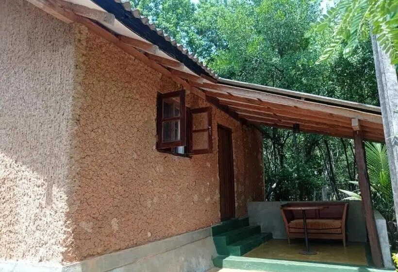 デラックストリプルルーム, Ralapela Eco Resort