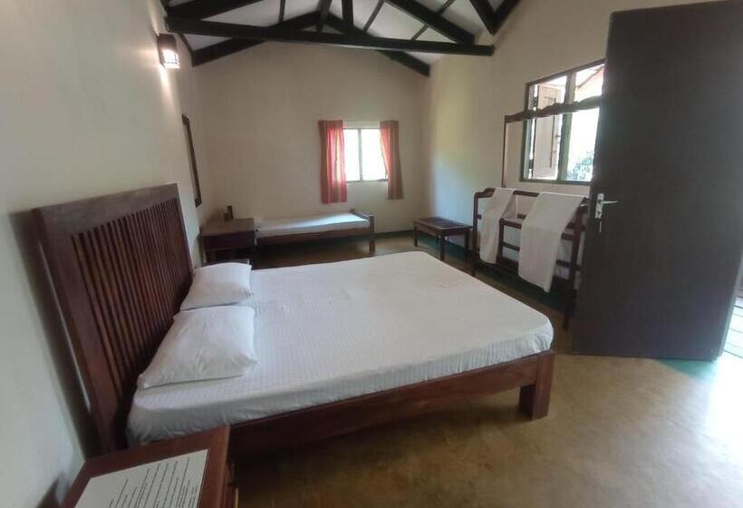 스탠다드 트리플 룸, Ralapela Eco Resort