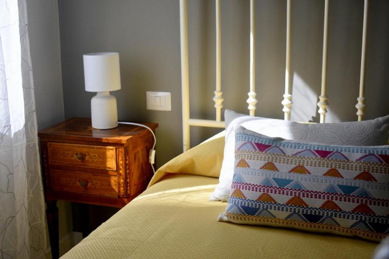 اتاق استاندارد سه نفره, Il Trovatore Rooms