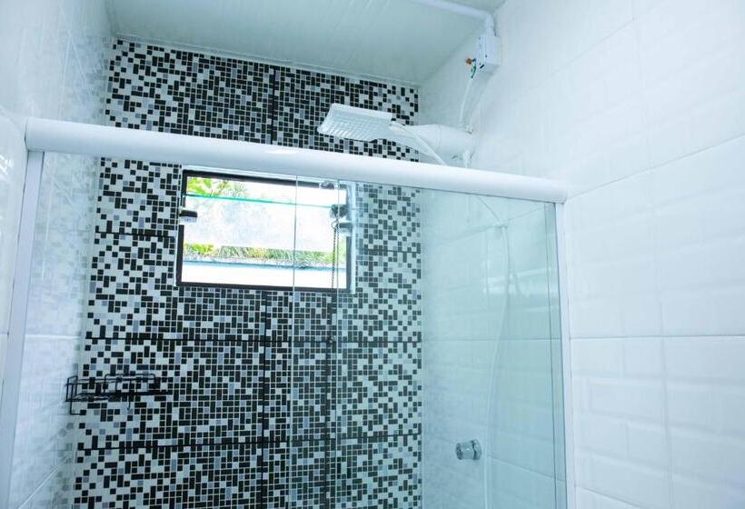 발코니가 있는 스위트, Container Guest House