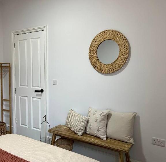 스탠다드 룸 킹사이즈 침대, Whimsical Land