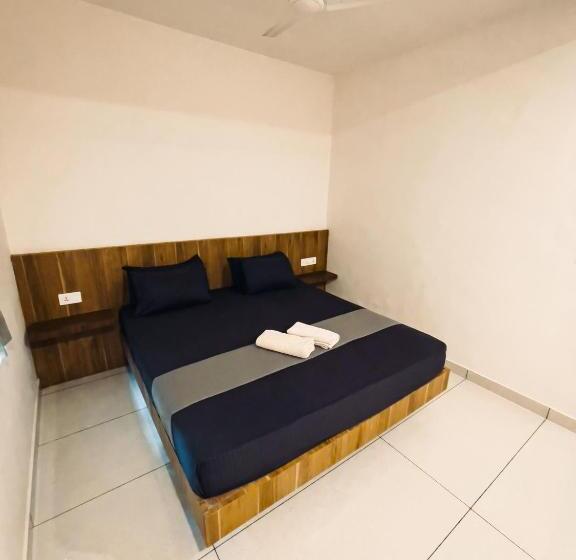 اتاق لوکس, Paddlecult Surf Retreat