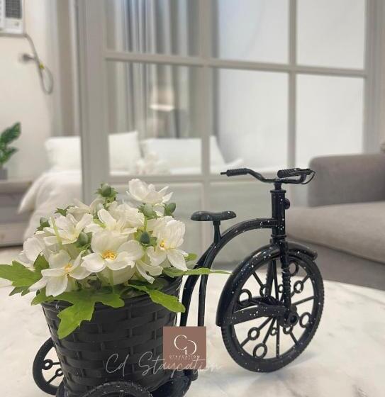 اتاق پریمیوم چهارنفره, Cd Staycation   Unit 3 At Trees Residences