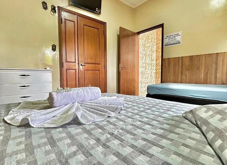 豪华房间, Económico