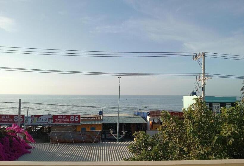 اتاق استاندارد با بالکن, Homestay Nhật Thi