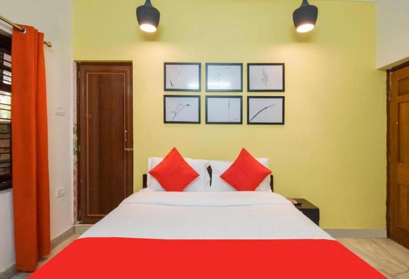 Habitació Deluxe Llit King, Mks Inn Near Care Hospital Bhubaneswar By Morservices
