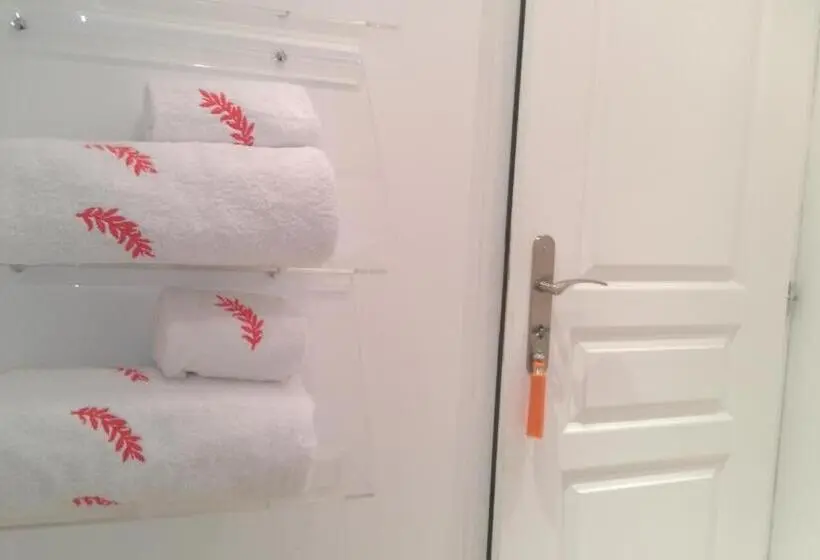 Standard-huone Puutarhanäkymä, Chambre Cévennole