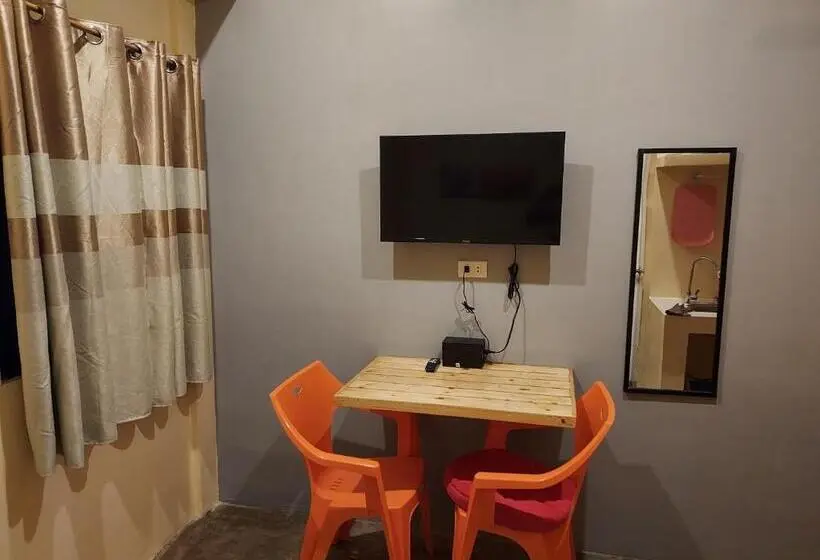 スタンダードルーム, Danny S Den Boracay