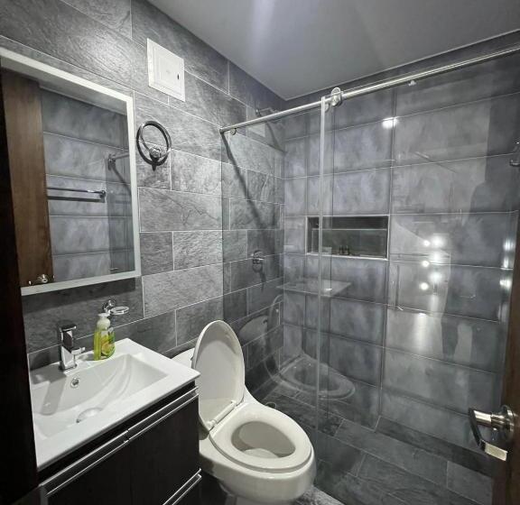 غرفة قياسية, The Edge Luxury Home