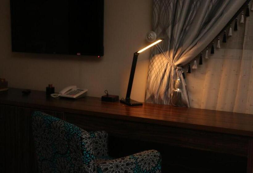 اتاق استاندارد با تخت بزرگ, Saire Hotels Ibadan