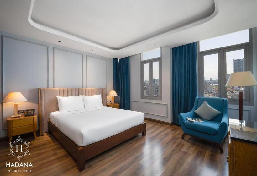 سوییت اجرایی, Hadana Boutique