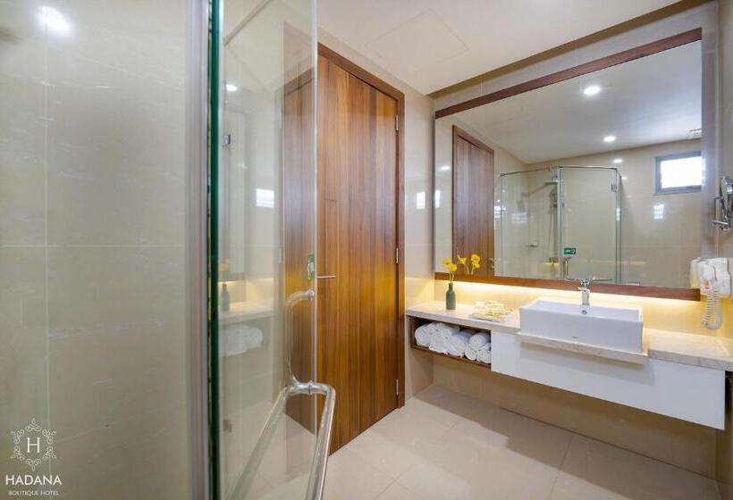 اتاق لوکس, Hadana Boutique