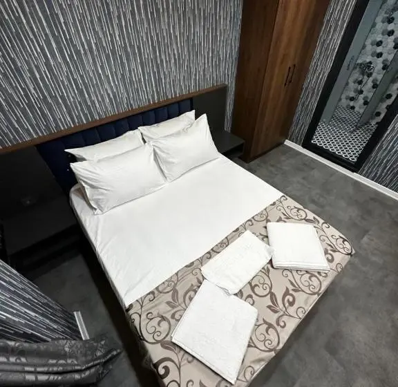 エコノミールーム, Suite Loft