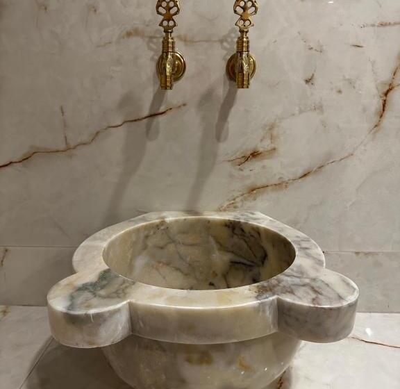 سوئیت با تخت بزرگ, Loft Suite Residence