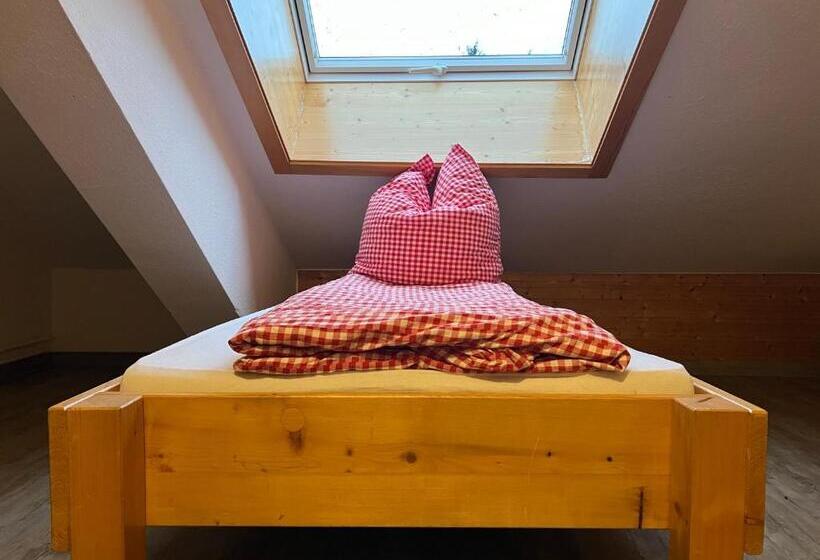 标准间, Naturfreundehaus Brend