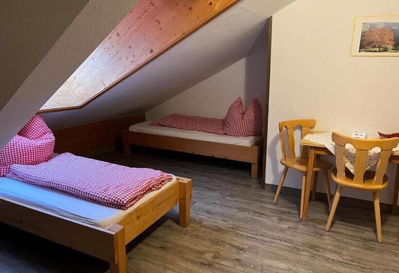 标准间, Naturfreundehaus Brend