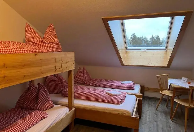 Standard Neljän Hengen Huone, Naturfreundehaus Brend