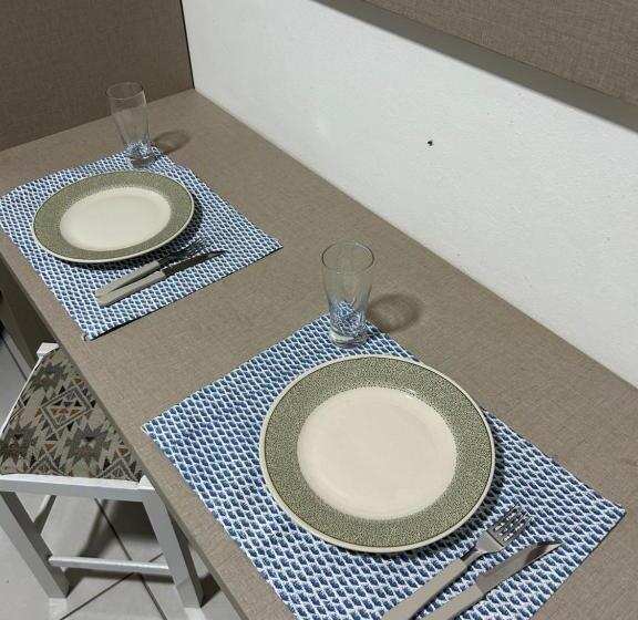 １ベッドルームアパートメント, Res. Hostel