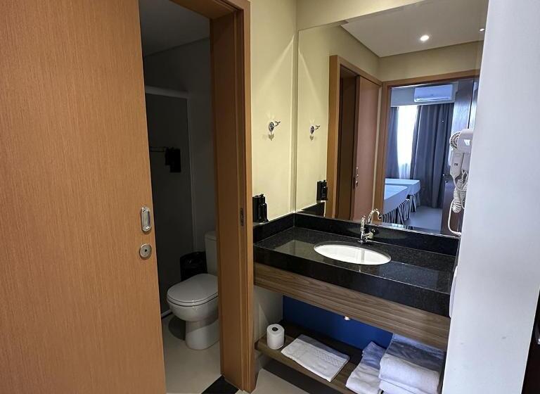 Deluxerum King Size Säng, Thermas São Pedro Park Resort