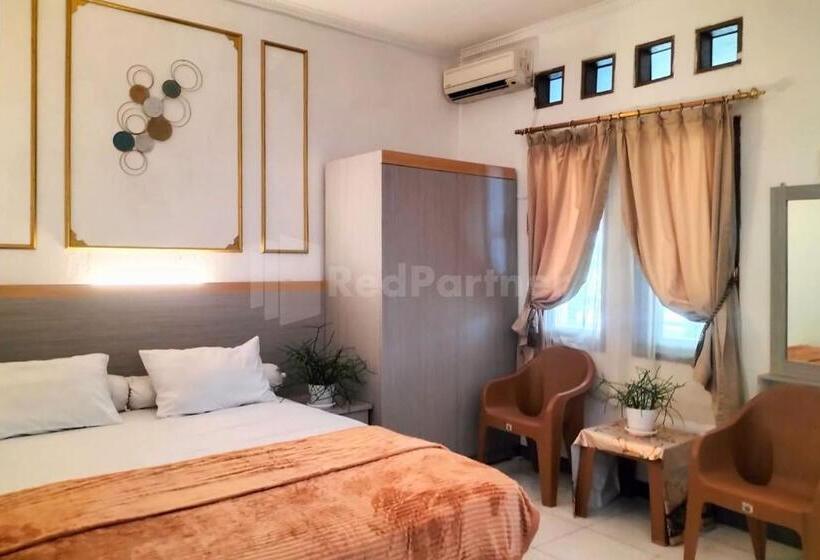 스탠다드 룸, Rosa Luxury Jagakarsa Redpartner