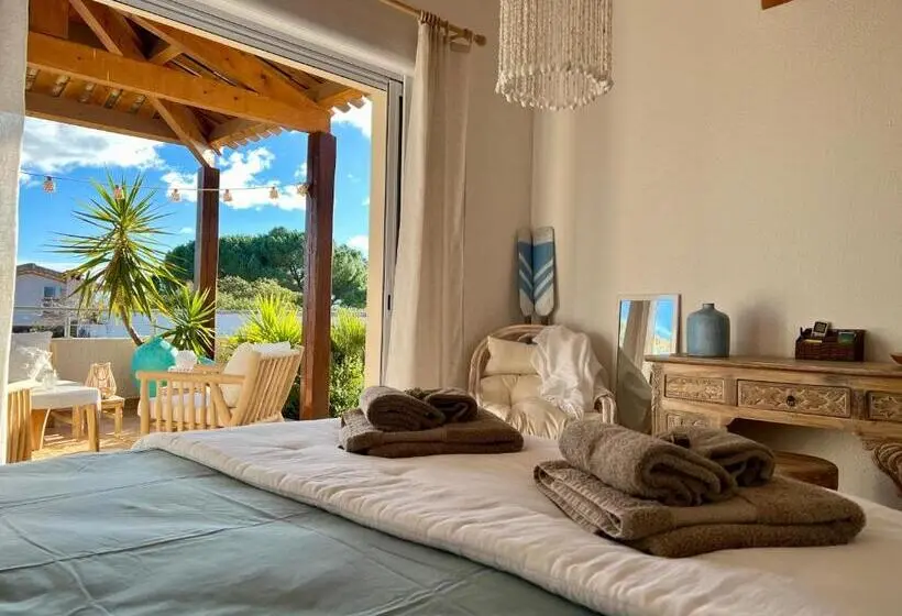 テラス付きスタンダードルーム, Au Bonheur Dezange