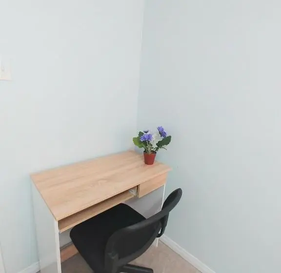 デラックスルーム, Rooms Near Train Station
