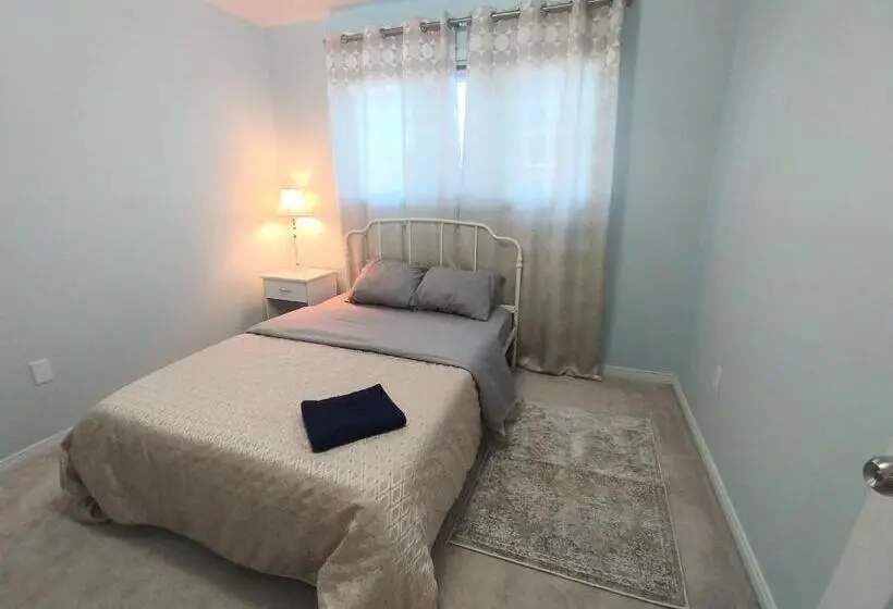 デラックスルーム, Rooms Near Train Station