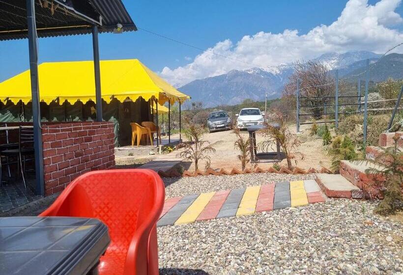 غرفة قياسية مطلة على الجبل, Tree Bones Camp