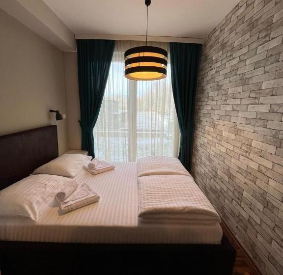 استودیوی استاندارد, Apartment Near Ski Center