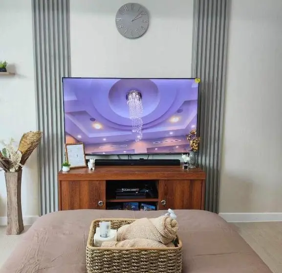 استودیو استاندارد با بالکن, Azure North Staycation By 7twentysix Crib