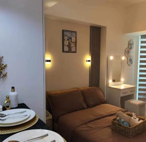 استودیو استاندارد با بالکن, Azure North Staycation By 7twentysix Crib