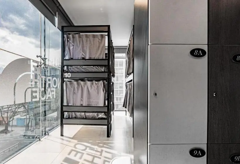 تختخواب در اتاق مشترک, Cama En Habitación Compartida Mixta Hostel
