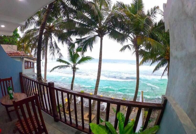 豪华海景房带阳台, Asa Bay Beach Resort