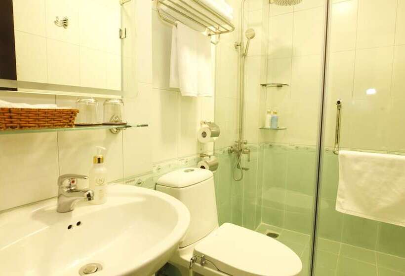 اتاق لوکس, Lantern