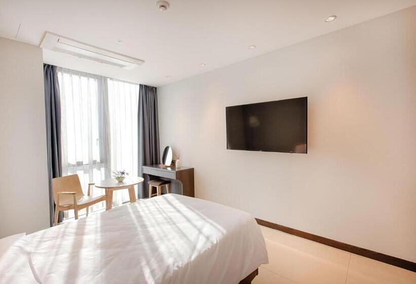 Quarto Estandar Individual, Union