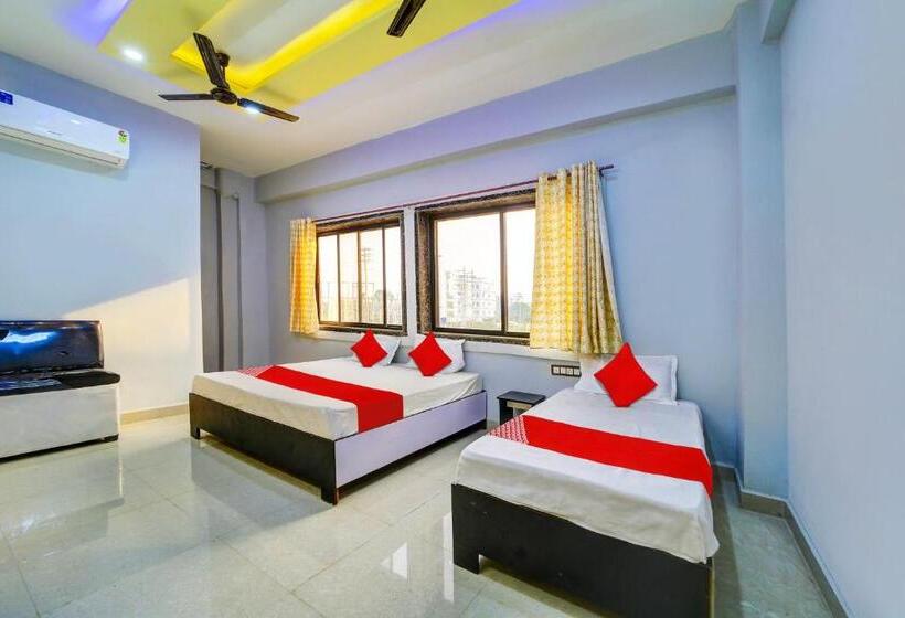 三人经典房间, Oyo Hotel New Braj Palace And Restaurant