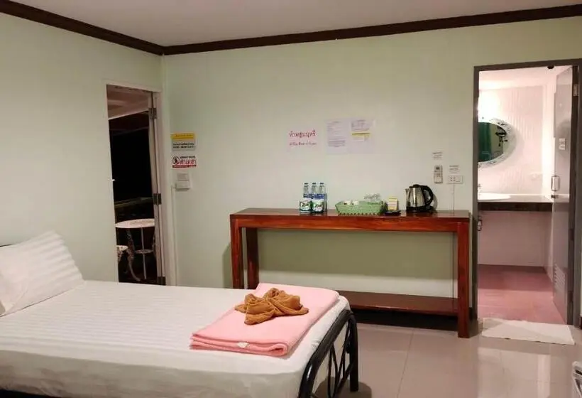 Standard Kolmen Hengen Huone, Lee View Wangnamkeaw