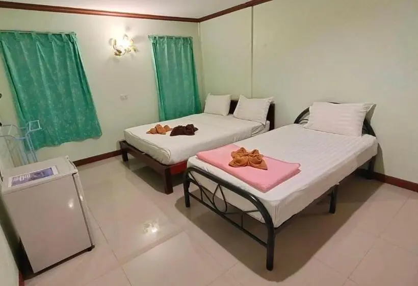 Standard Kolmen Hengen Huone, Lee View Wangnamkeaw
