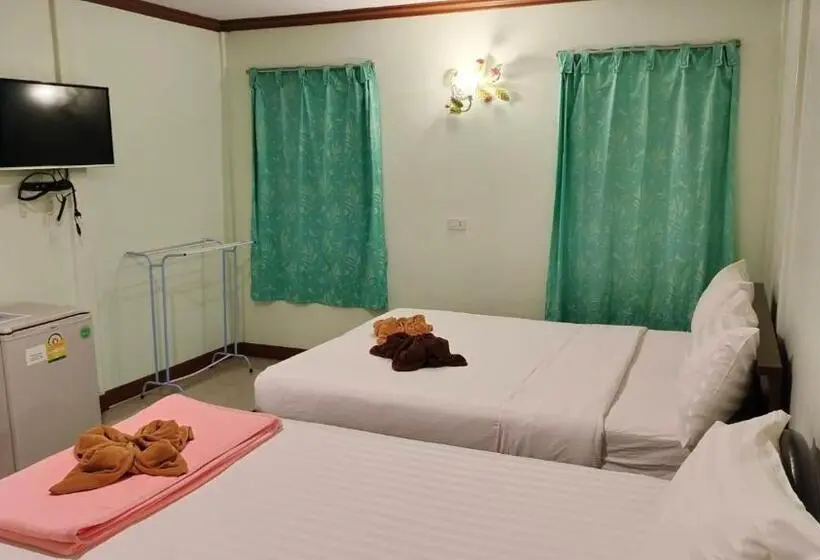 Standard Kolmen Hengen Huone, Lee View Wangnamkeaw